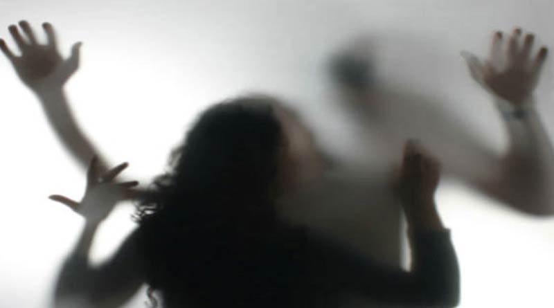 Road Romeos thrash man for trying to save sister's dignity in Baguiati | Sangbad Pratidin