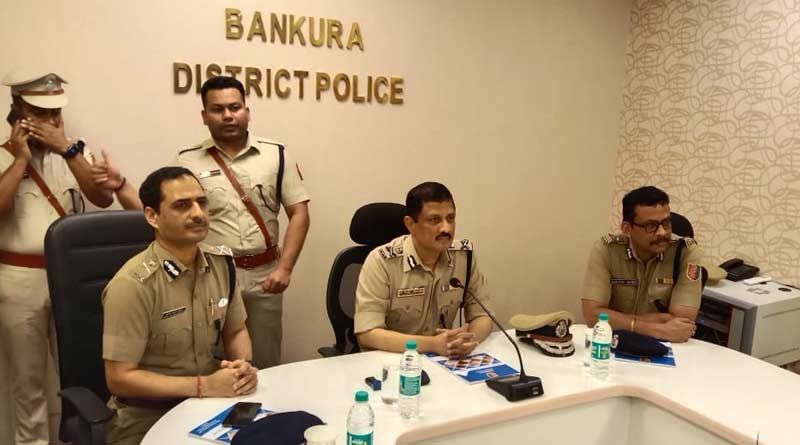DGP Manoj Malvya meets with higher authority of Bankura and Purulia after high allert of Maoist attack | Sangbad Pratidin