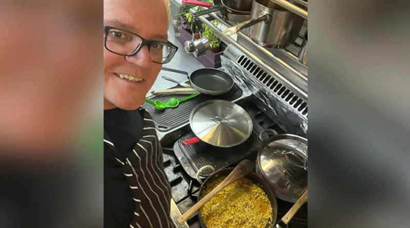 Australian PM Cooks PM Modi's favorite Khichdi | Sangbad Pratidin