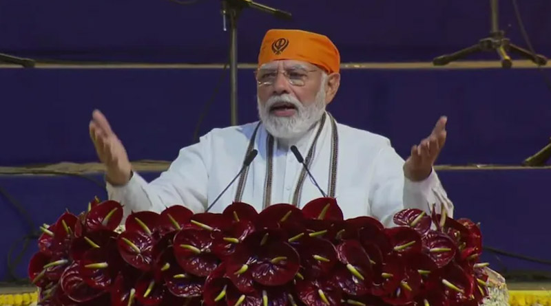 PM Modi addressed the nation from the Red Fort on the occasion of the 400th anniversary of Sikh Guru Tegh Bahadur | Sangbad Pratidin