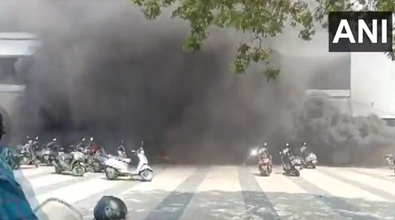 Fire breaks out at Govt. Medical College in Amritsar, no casuality | Sangbad Pratidin