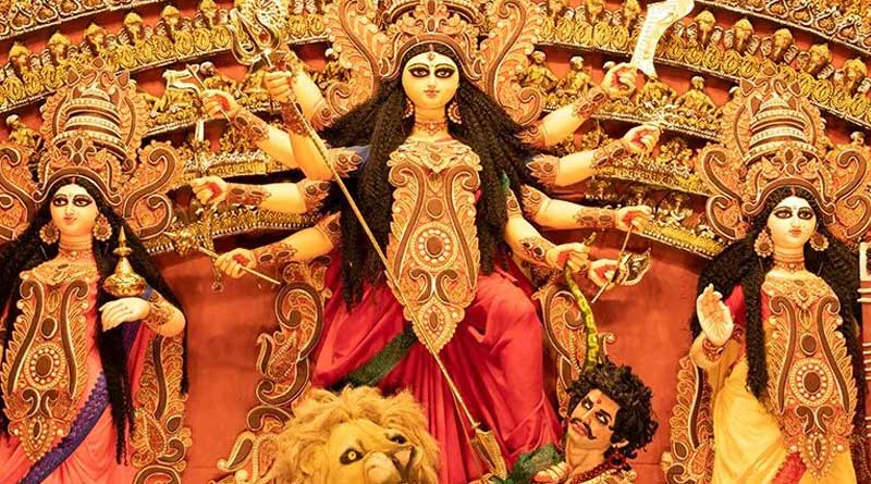 Forum for Durgotsav organises protest march as no representative from West Bengal Govt. invited on the programme of 'Heritage' celebration of Durga Puja | Sangbad Pratidin