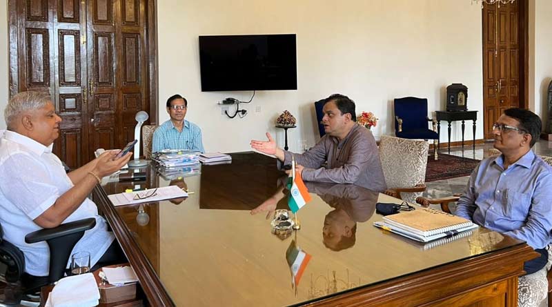 WB GUV Jagdeep Dhankhar meets with education minister Bratya Basu and Manish Jain। Sangbad Pratidin