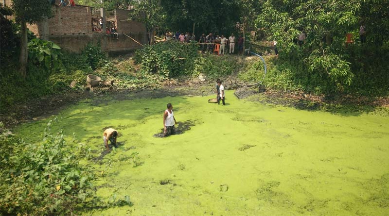 Arms making part recovered in Malda Pond | Sangbad Pratidin