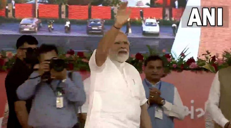 We tried to build India of the dreams of Bapu, Sardar Patel, PM Narendra Modi says at Gujarat। Sangbad Pratidin