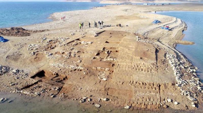 Drought in Iraq reveals 3,400 year old city। Sangbad Pratidin