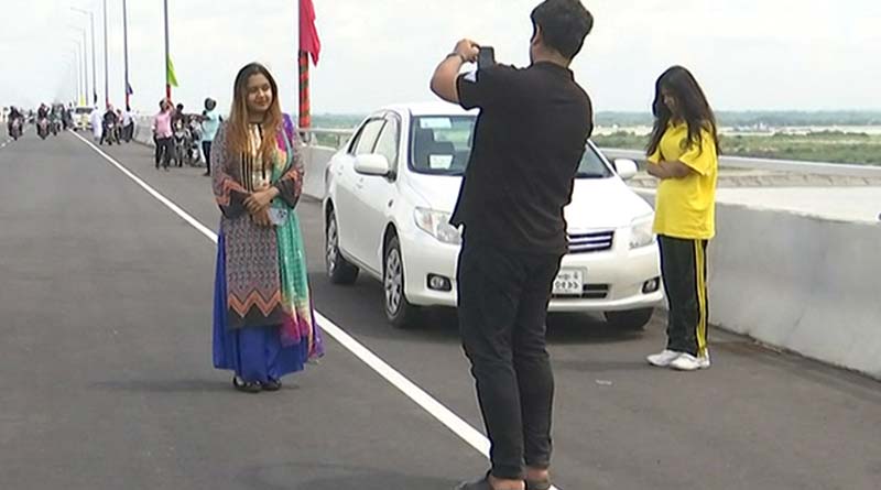 Man shot Tik Tok video on Padma Setu, Bangladesh authority to take punishable measures | Sangbad Pratidin