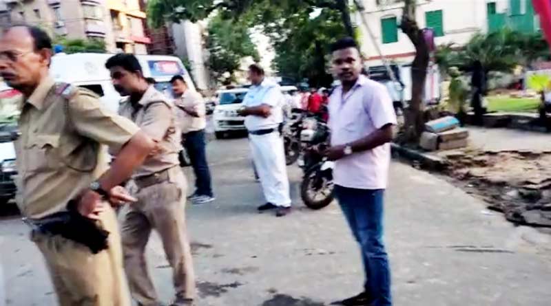 Accident in Ballygunge Circular Road, one person died | Sangbad Pratidin