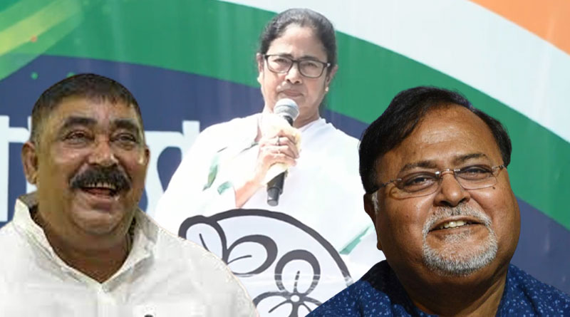 Mamata Banerjee stand sby Anubrata Mandal and Partha Chatterjee | Sangbad Pratidin