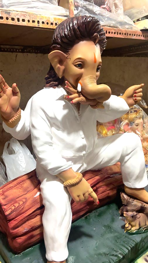 Pushpa-inspired-Ganesh-2