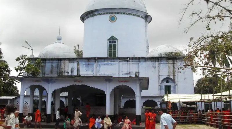 Devotees barred from entering Jalpesh temple sanctum sanctorum | Sangbad Pratidin
