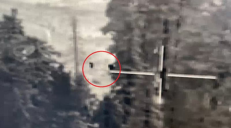 3 Pak terrorist killed in Kashmir, army shows infiltration video | Sangbad Pratidin
