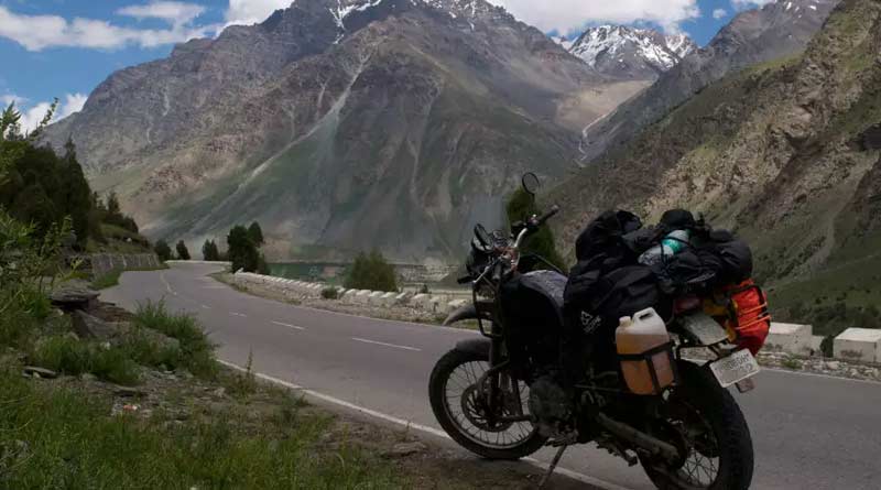 Youth from Madhyamgram died in bike accident on the way to Ladakh | Sangbad Pratidin