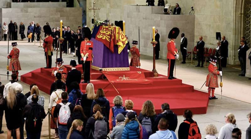 More than hundred theatres around the world will conduct live stream of last rites of Queen Elizabeth II | Sangbad Pratidin