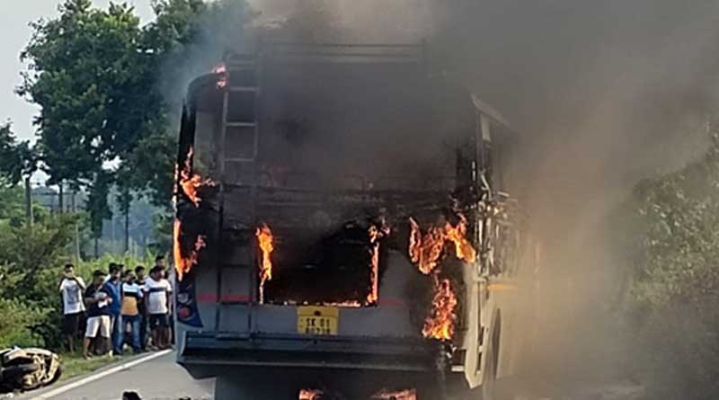 Passenger died by collision with a Bus from Sikkim in Siliguri, people set ablaze | Sangbad Pratidin