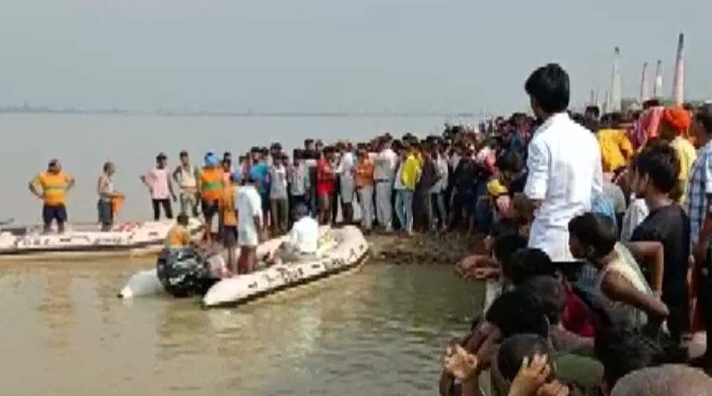 Boat carrying 50 people drowned in Bihar, 10 missing | Sangbad Pratidin