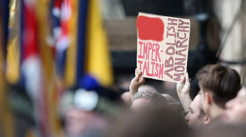 Anti Monarchy protests erupt in England after queen Elizabeth's death | Sangbad Pratidin