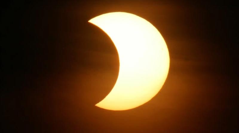 Know duration of Partial solar eclipse in Kolkata | Sangbad Pratidin