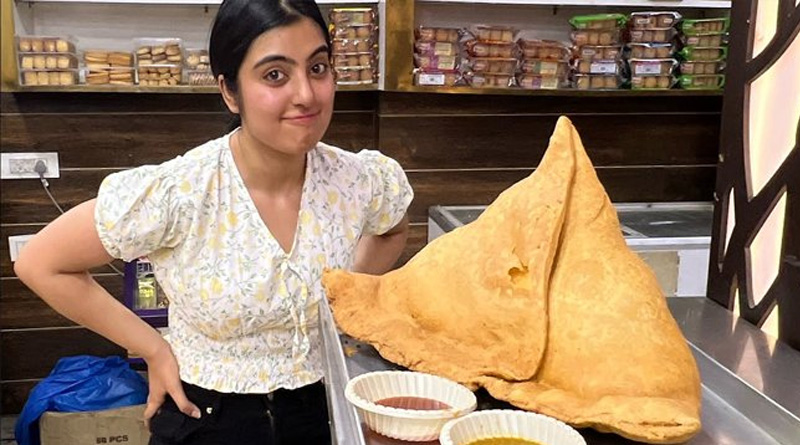 Viral video of 'Bahubali Samosa' stuns internet | Sangbad Pratidin