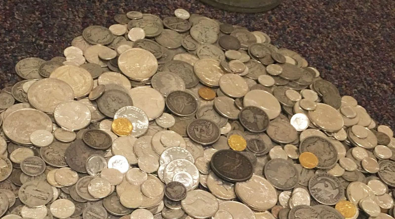 Loads of Silver coins found beneath soil in North Dinajpur | Sangbad Pratidin