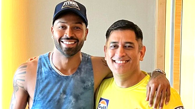 MS Dhoni, Hardik Pandya joins Badshah as they sing Kala Chashma together at party | Sangbad Pratidin