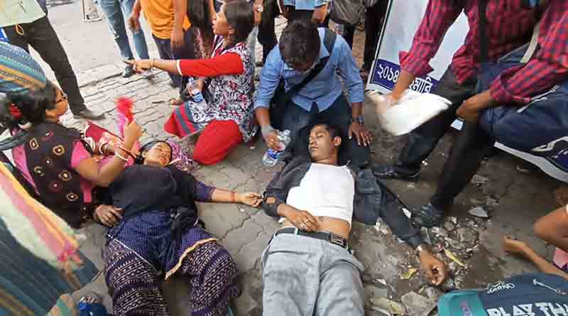 TET protest in front of Abhishek Banerjee's office in Kolkata | Sangbad Pratidin