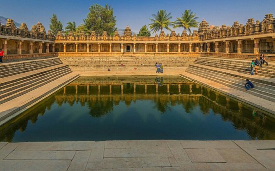 Bhoganandishwara Temple