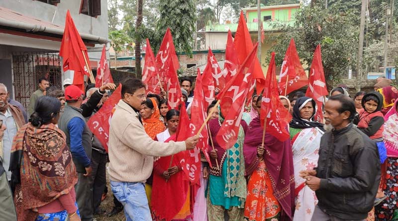 Atleast 50 families join CPM from TMC in Malbazar | Sangbad Pratidin