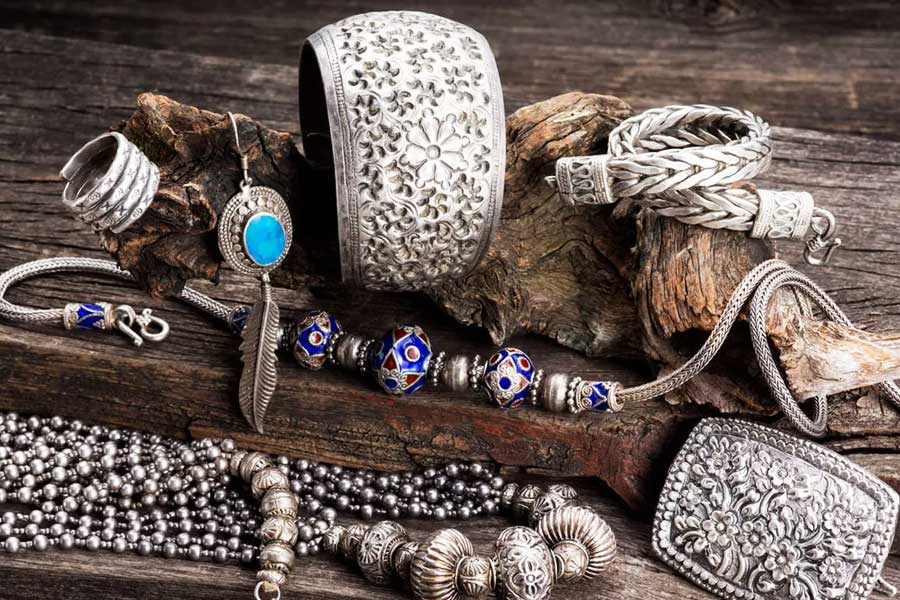 How To Clean Silver jewelry, here's the tips