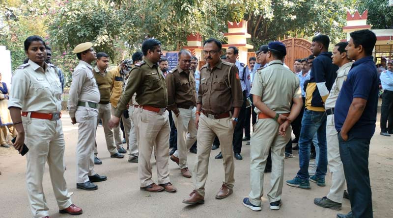 Protest venue of Viswa Bharati University's students destroyed | Sangbad Pratidin