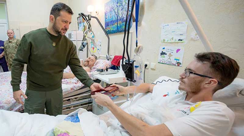 President Zelensky Meets Ukrainian Soldiers At Front Lines In Donbas, Kharkiv | Sangbad Pratidin