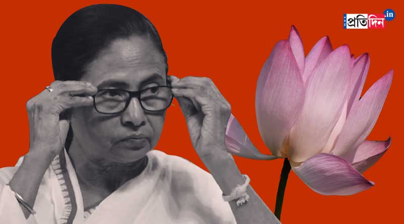 WB CM Mamata Banerjee changes lyrics of Bengali song at Allen Park | Sangbad Pratidin