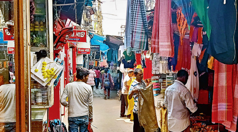 KMC is may distribute the certificate of vending to hawkers | Sangbad Pratidin