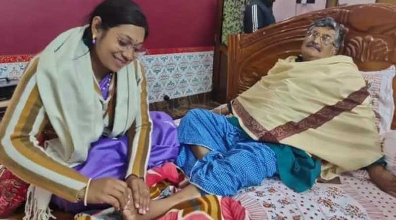 Controversy about Panchayat leader and TMC MLA picture | Sangbad Pratidin