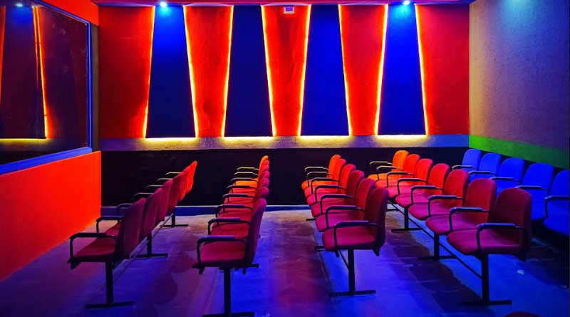 Projapoti-theatre-reopen-2