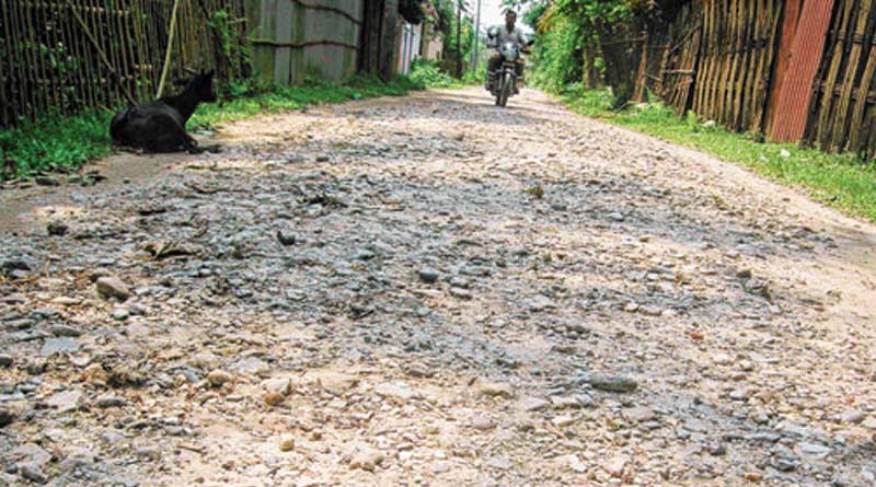People of Jalpaiguri became happy after getting concrete road | Sangbad Pratidin