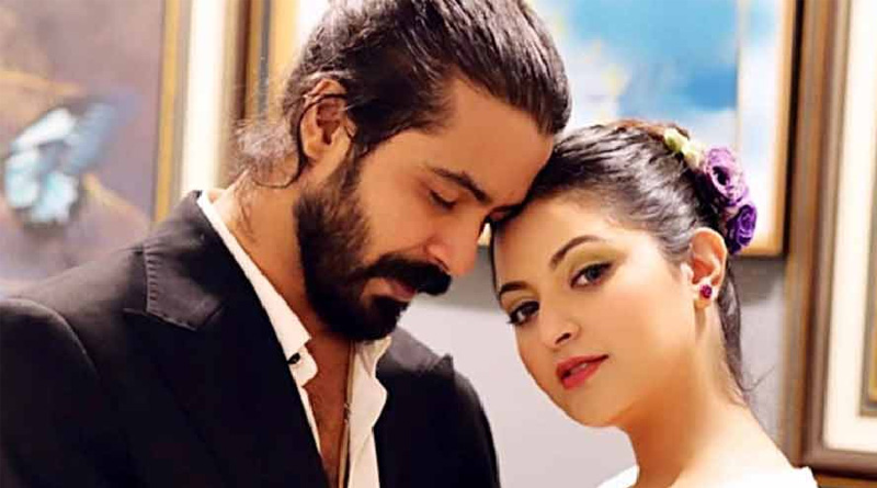 pori moni gifted her husband shariful razz on their first marriage| Sangbad Pratidin