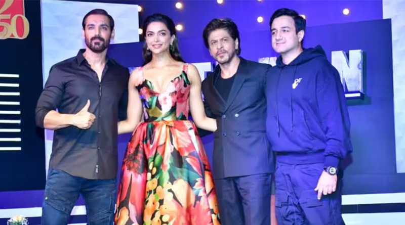 We don't intend to hurt any sentiment: SRK| Sangbad Pratidin