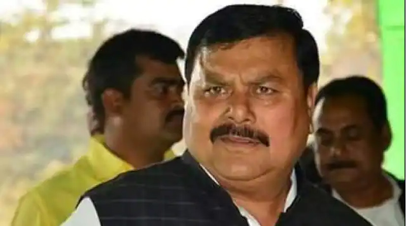 Bihar Minister Surendra Prasad Yadav On Backfoot After Remark Against Army | Sangbad Pratidin