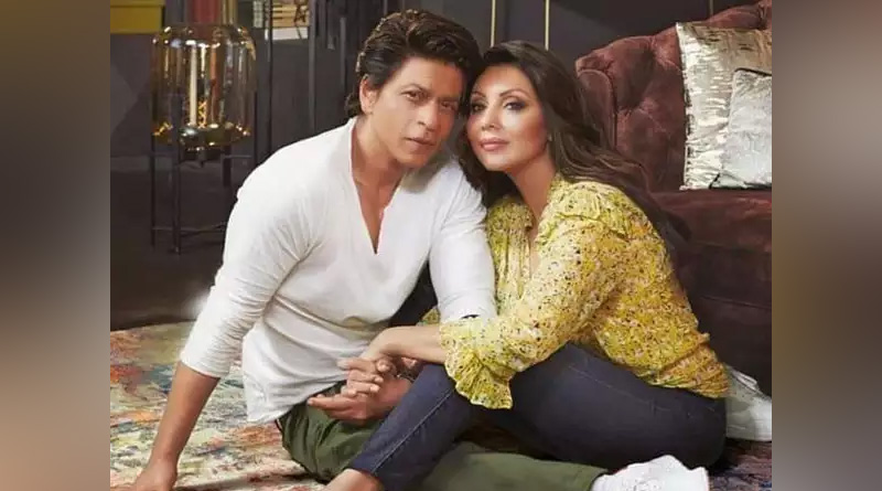 Shah Rukh Khan Recalls The First Gift He Gave Wife Gauri| Sangbad Pratidin