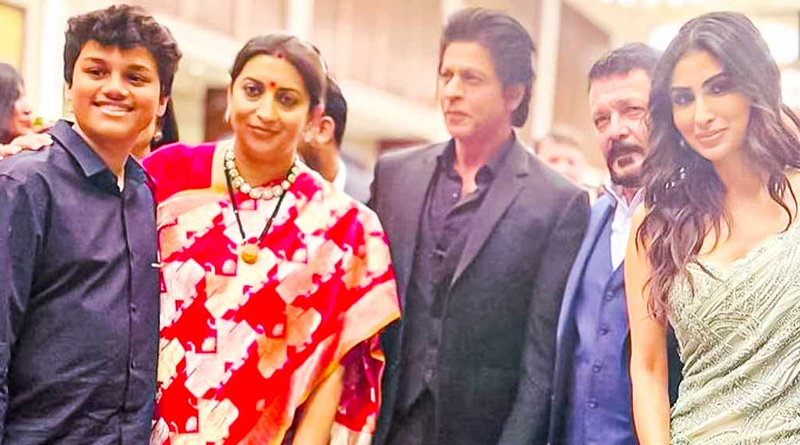 Shah Rukh Khan looks handsome in black as he attends Smriti Irani's daughter's reception| Sangbad Pratidin