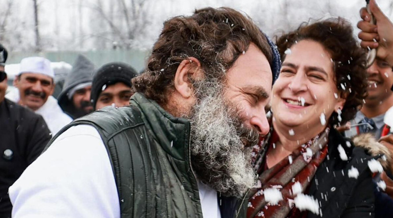 Rahul Gandhi rides snowmobile with Priyanaka at Gulmarg in Kashmir | Sangbad Pratidin