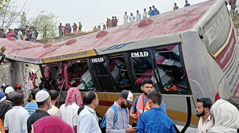 Bus accident in Bangladesh: FIR filed against the bus owner after 19 died in an accident | Sangbad Pratidin