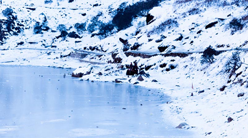 Changu-lake-snow 1