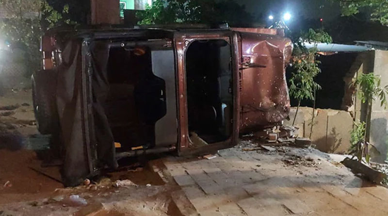 Delhi: Two people were killed and 8 people including children injured in a Car Accident
