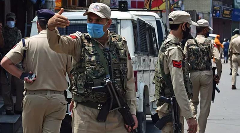 Jammu: Scores of protesting job aspirants were detained as the police resorted to lathi-charge