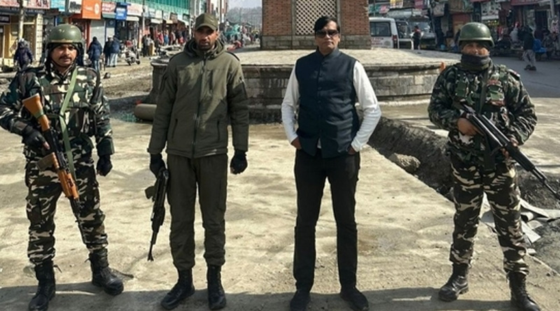 Fake PMO official with Z+ plus security conducted meeting at Kashmir, arrested | Sangbad Pratidin
