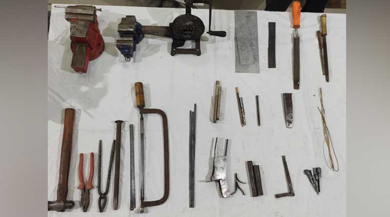 Birbhum Police located Arms factory beside washroom in Murshidabad | Sangbad Pratidin