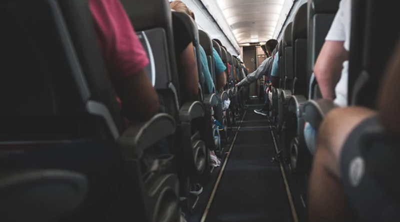 Man urinates on fellow passenger on flight, held | Sangbad Pratidin