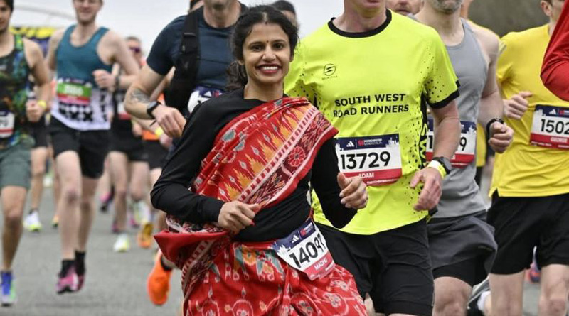 Madhusmita Jena from Odisha runs in UK Marathon wearing Sambalpuri Handloom Saree | Sangbad Pratidin